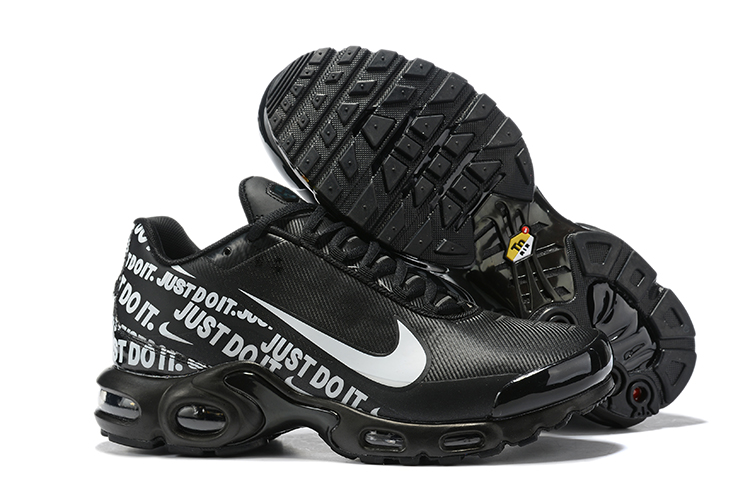 2021 Nike Air Max Plus Black White